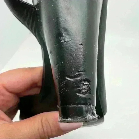 BCBGeneration Vintage Black Heels Sz 7 - Picture 6 of 16